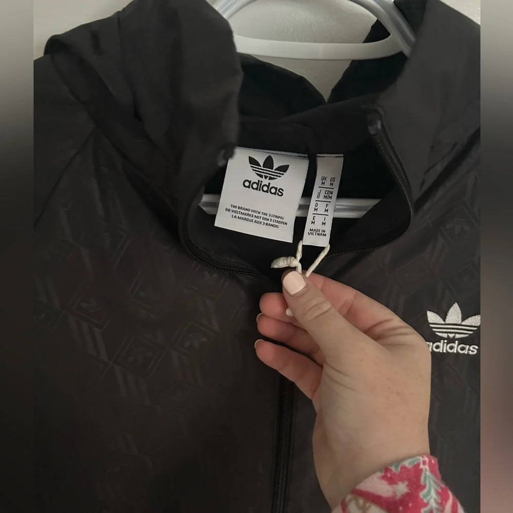 Adidas Monogram Windbreaker - Picture 2 of 4